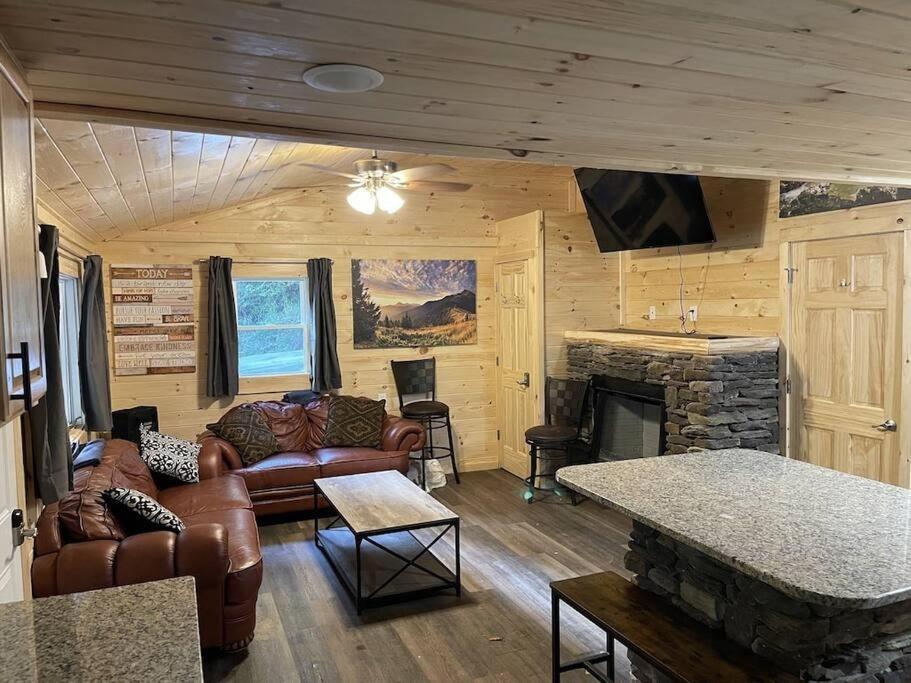 Creekside 3 Bedroom 2 Bath Cabin On Private Creek Баннер-Элк Экстерьер фото